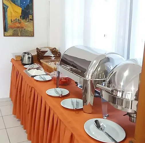 Maria's House 3*